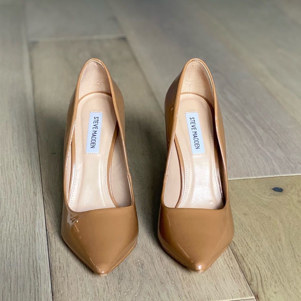 Steve Madden VALA Camel Patent Leather High Heels